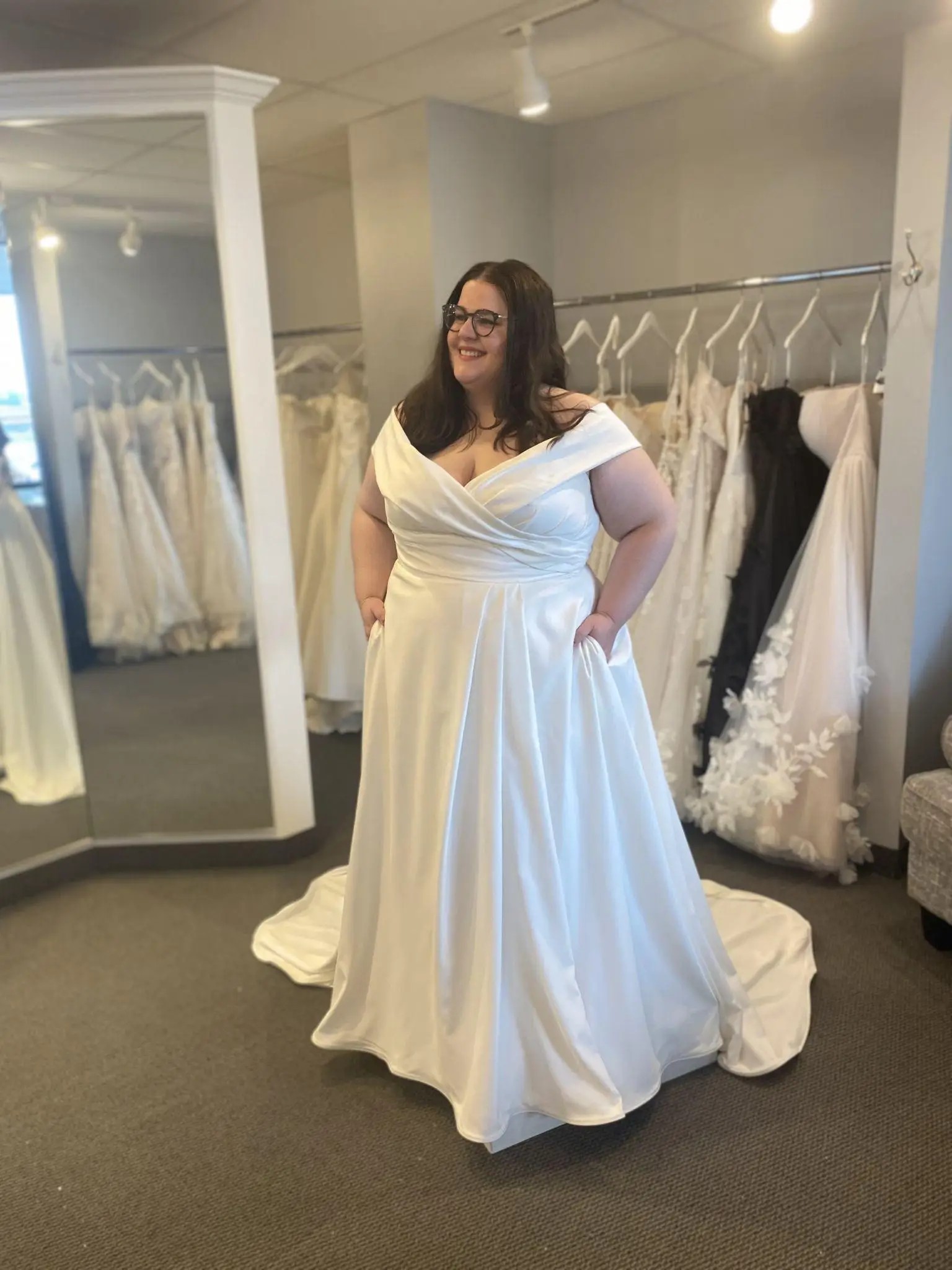 Stylist Mandi’s Pick Image