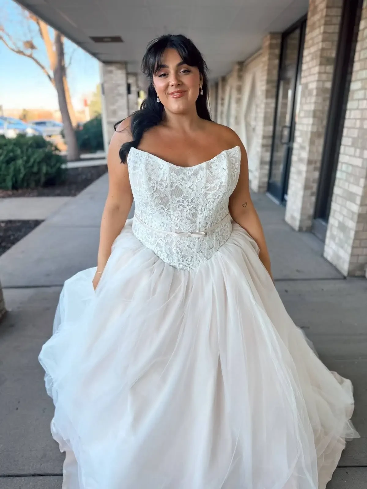 SY8189 style Stella York bridal gown