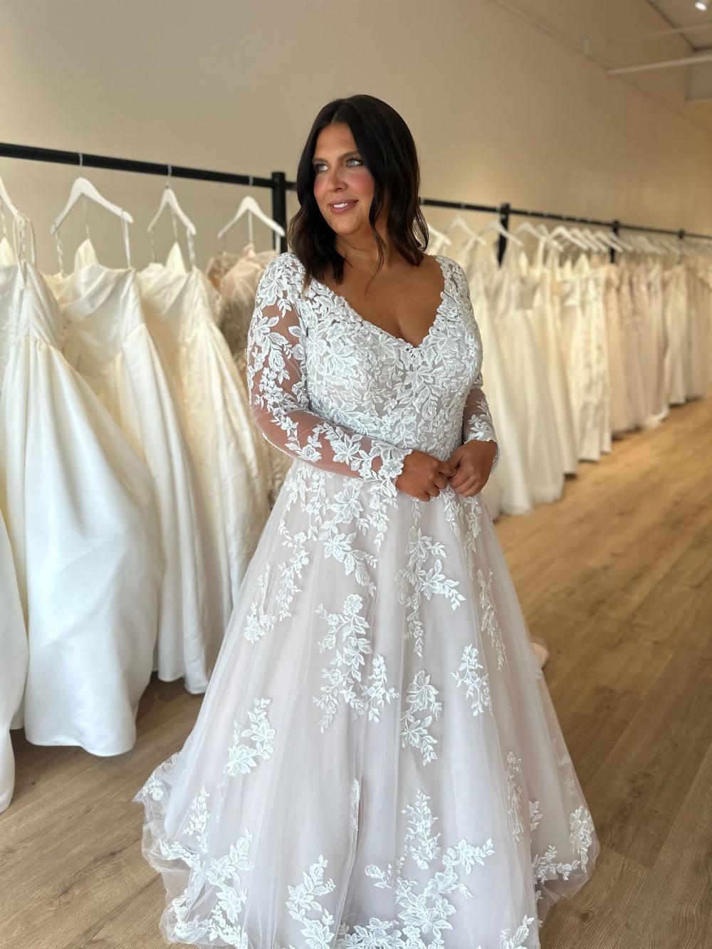 Stella York Style 7169