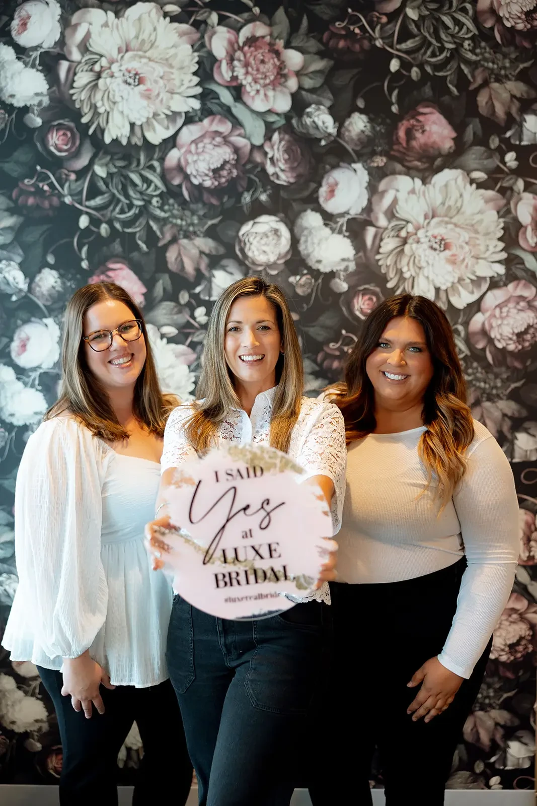 LUXE AT 15. Desktop Image