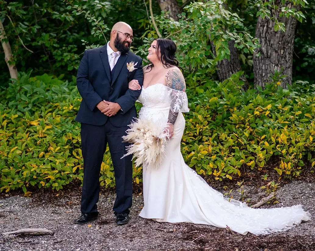 Luxe Bride of the Month: Elizabeth Image