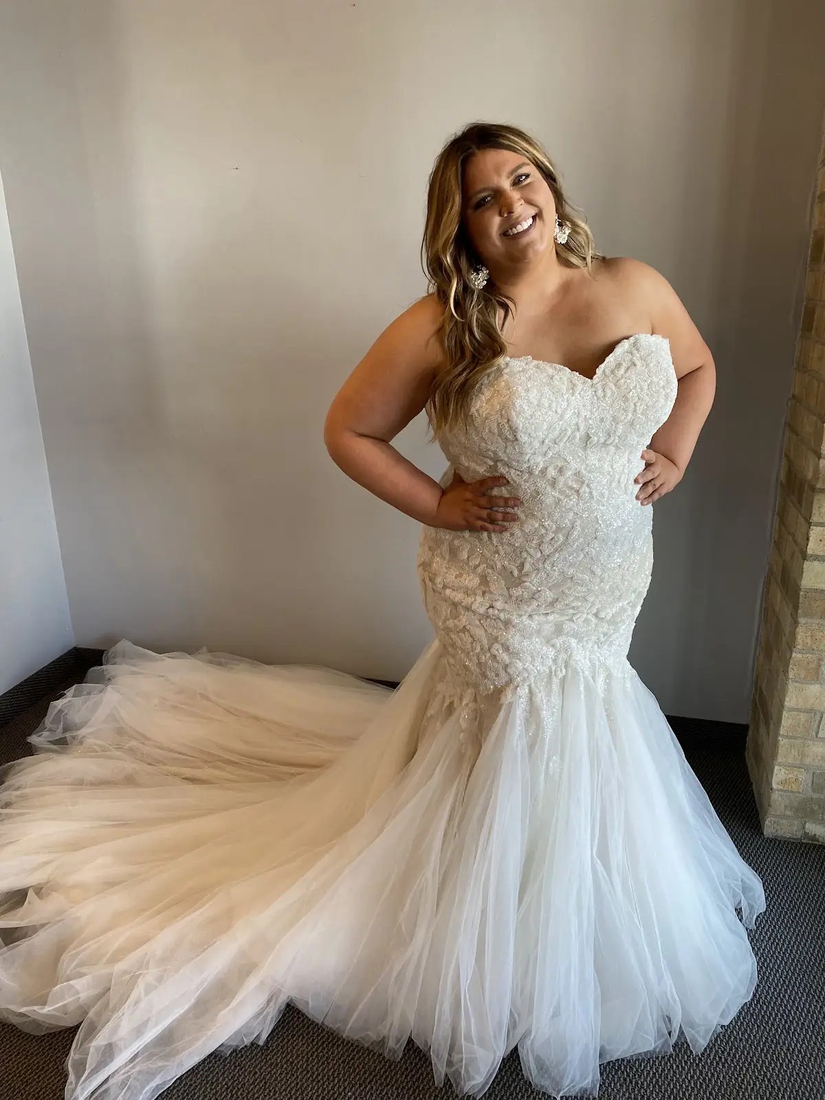 white mermaid gown