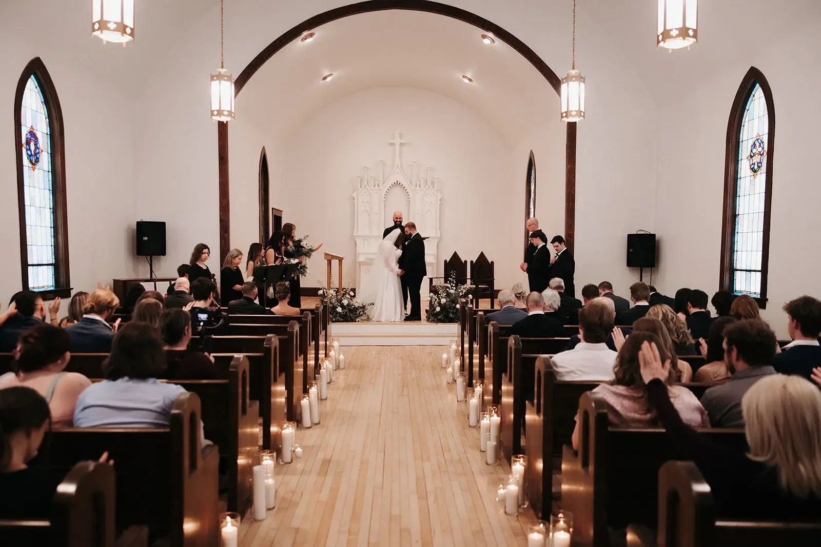 Luxe Bride of the month: Gabi and Will St. George Image