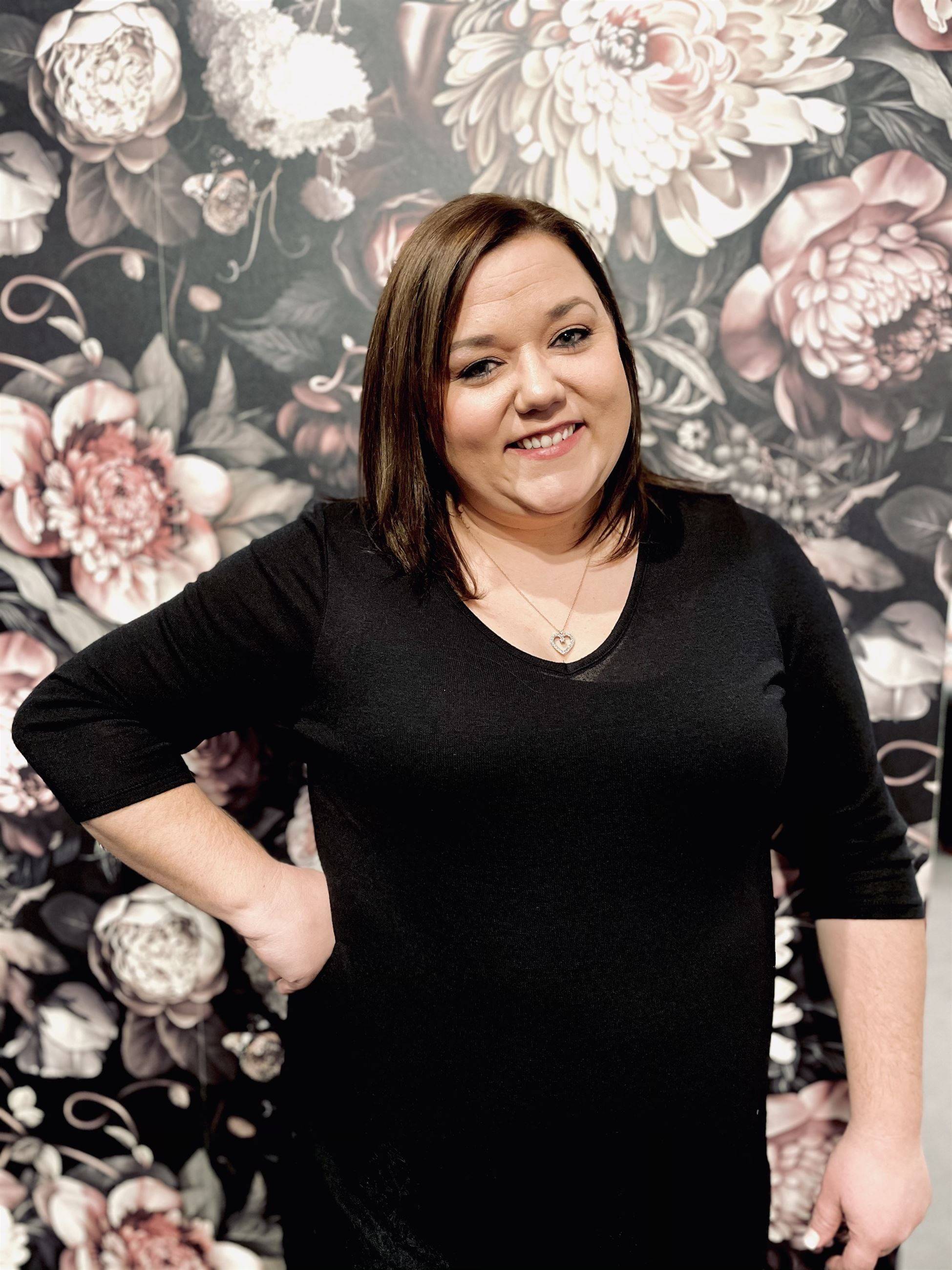 MEGAN KELLY | Sr. Bridal Stylist