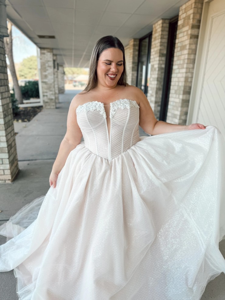 Stella York Style #8048 Default Image